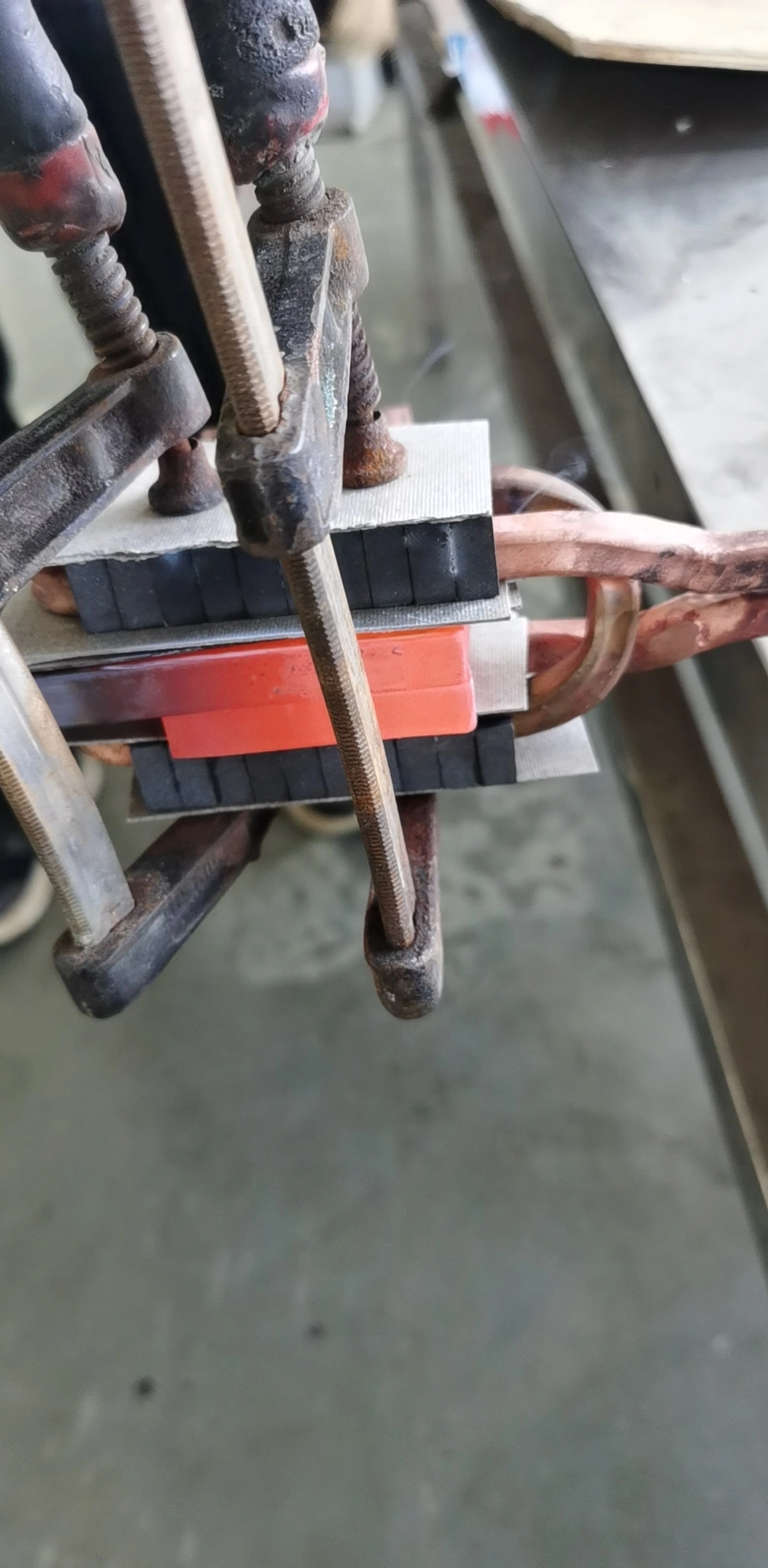 IGBT+DSP+CE Protable دستگاه گرمایش اندوکسی با ورق فلزی 5