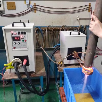 دستگاه گرمایش القایی با فرکانس بالا و نوع عمودی دارای گواهی CE با IGBT Infineon برای گرمایش و کوئنچ کارآمد